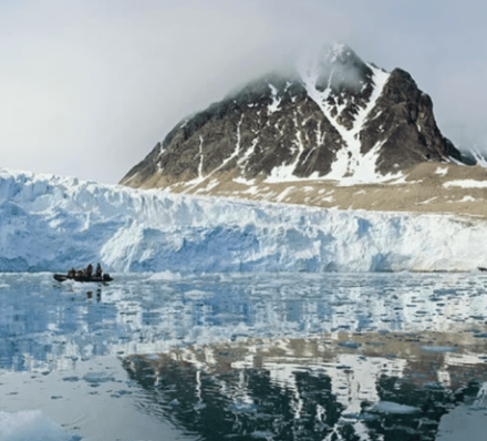 ARRIVAL IN LONGYEARBYEN OR MURMANSK, EMBARKATION